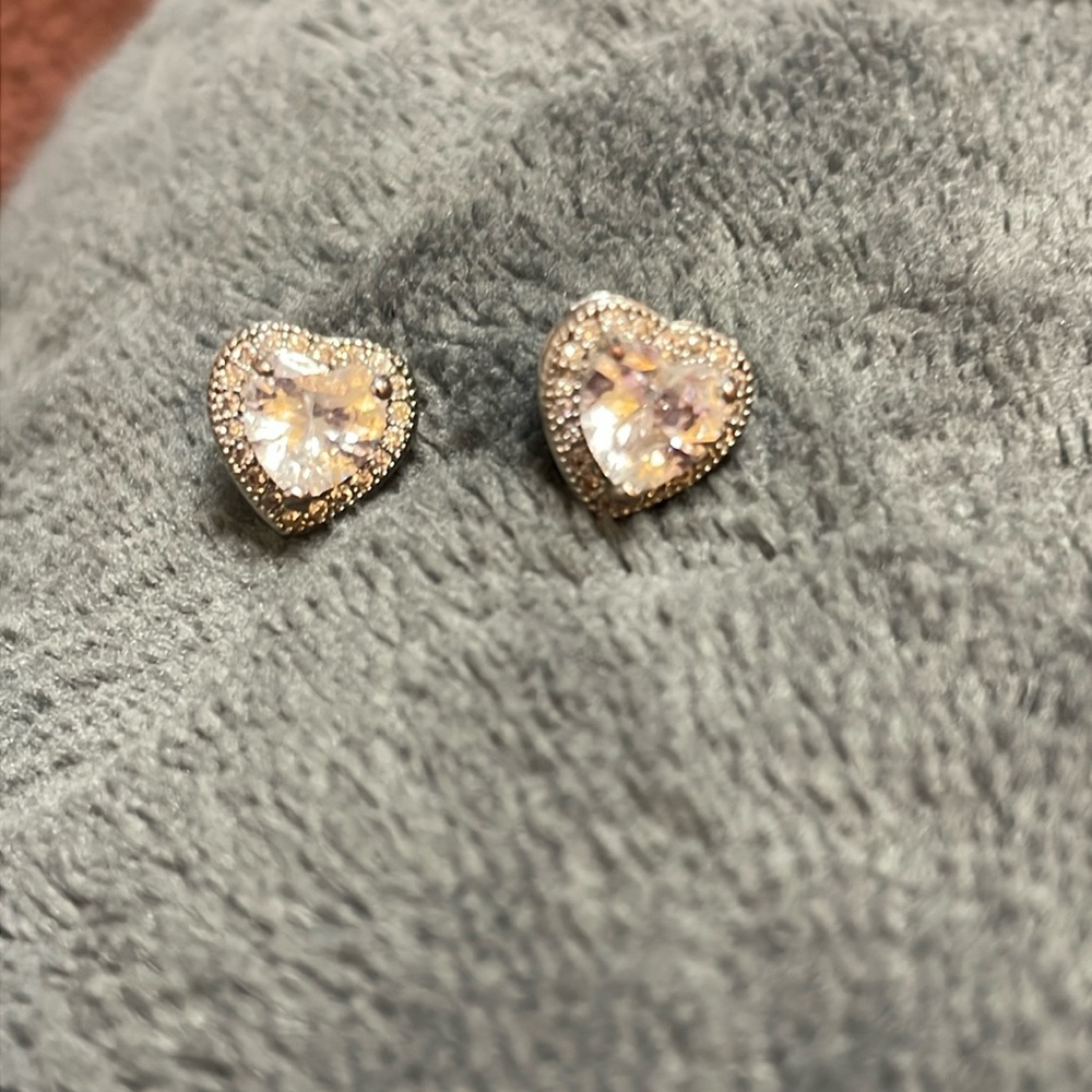 Heart earrings